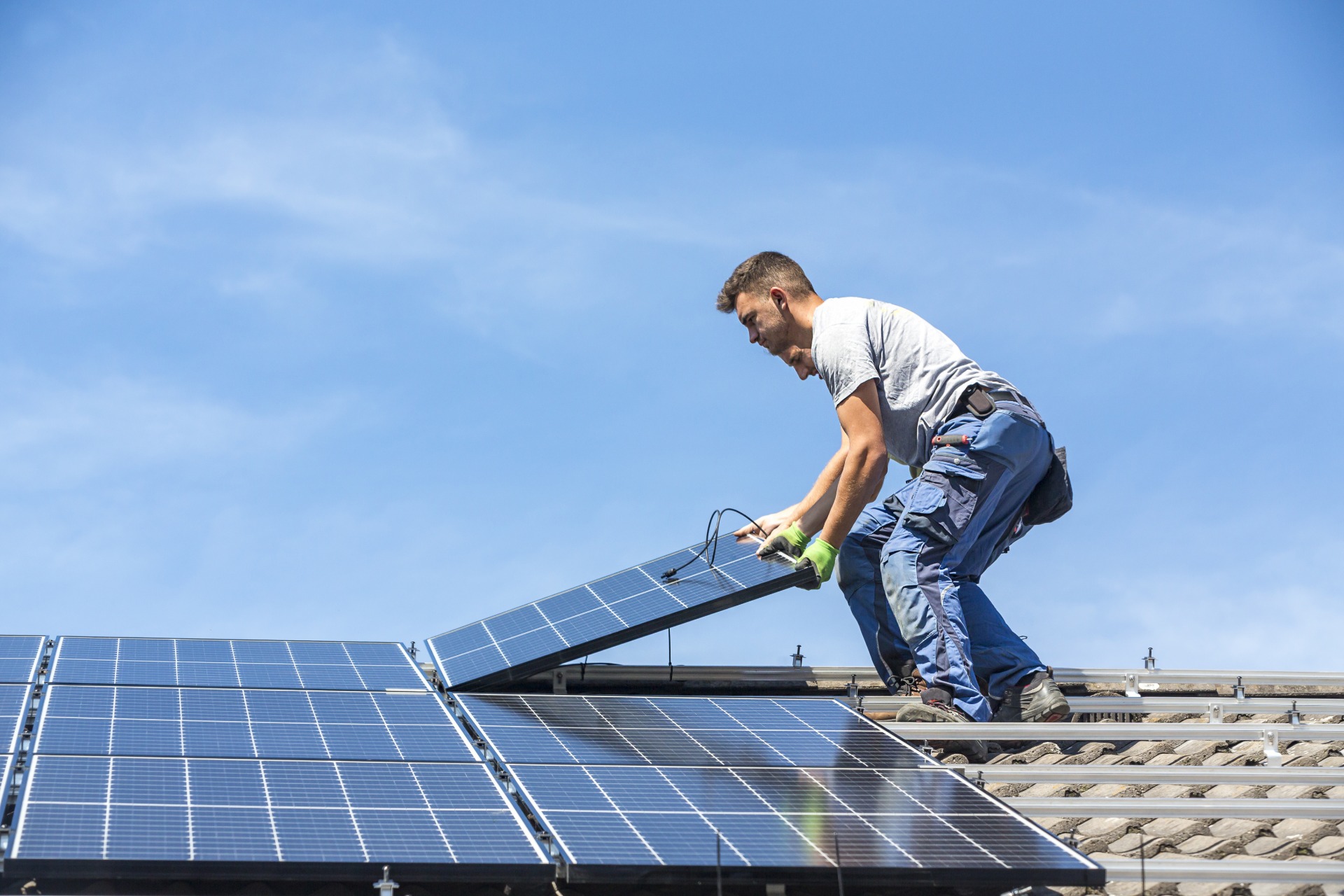 How to Choose the Best Solar Panel For Home Use
